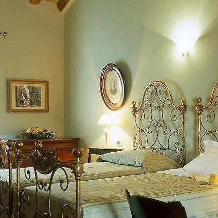 Santa Maria Bressanoro Agroturismo *